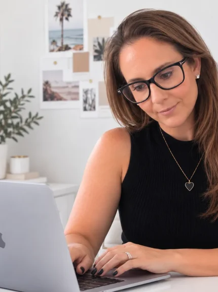 Lindsay Brand & Shopify Theme Designer